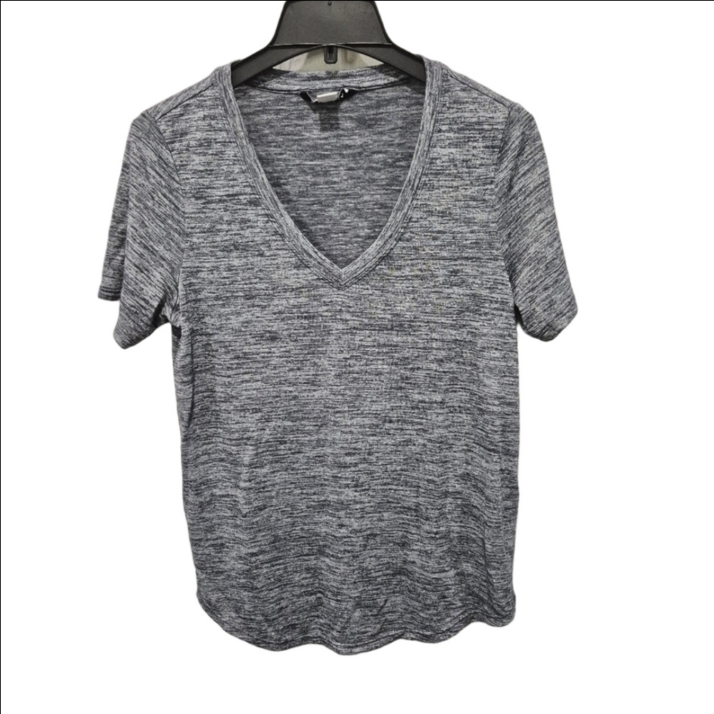 Athleta Breezy Scoop Heathered Gray V-Neck Tee